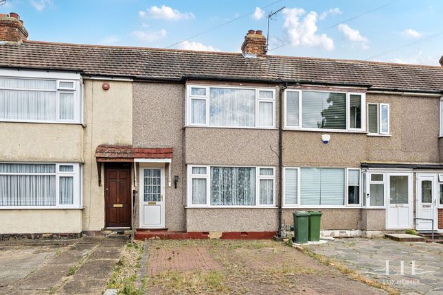 Laburnum Avenue, Hornchurch 2 bed terraced house for sale