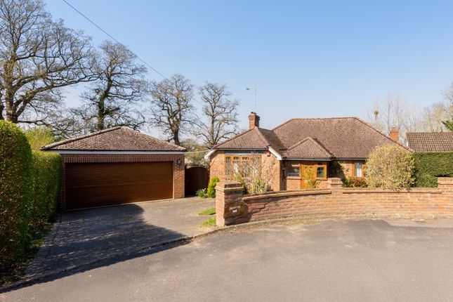 East Horsley 2 bed detached bungalow for sale