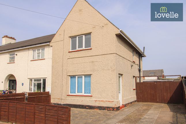 Armstrong Place East, Grimsby DN31 2 bed end of terrace house for sale