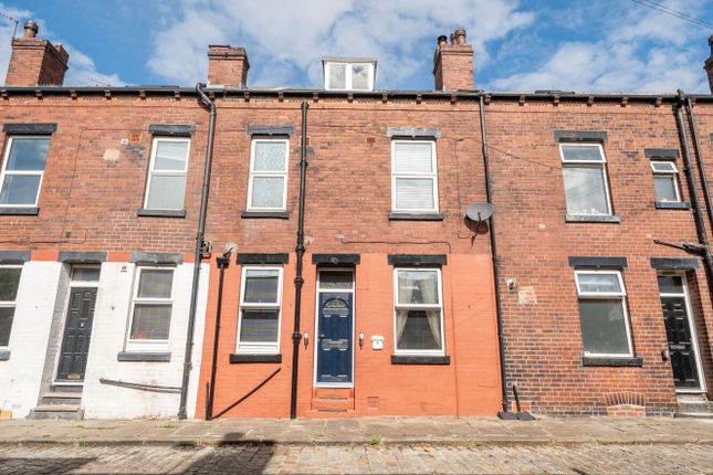 Henley Place, Leeds, West Yorkshire... 2 bed terraced house for sale