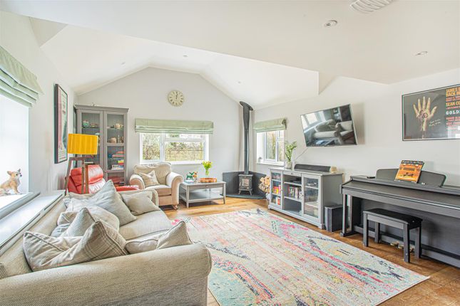 3 bed detached bungalow