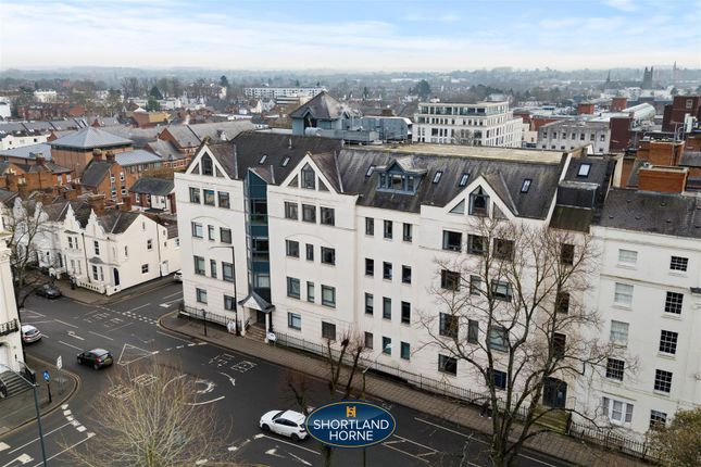 Clarendon Avenue, Leamington Spa CV32 1 bed apartment for sale