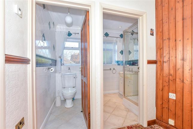 2 bed chalet