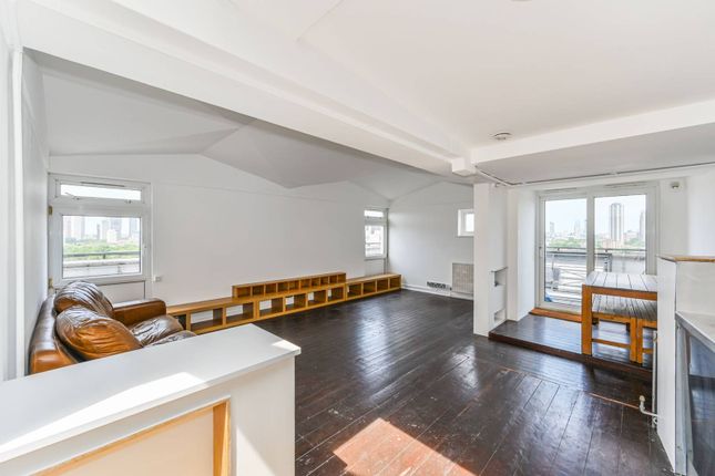 Brandon Estate, Oval, London, SE17 1 bed flat for sale