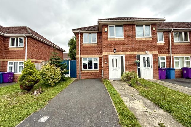 3 bedroom town house for sale