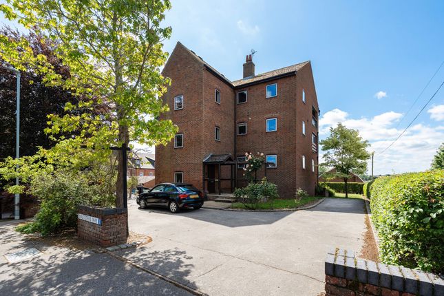 Maltsters Way, Oulton Broad 3 bed apartment for sale