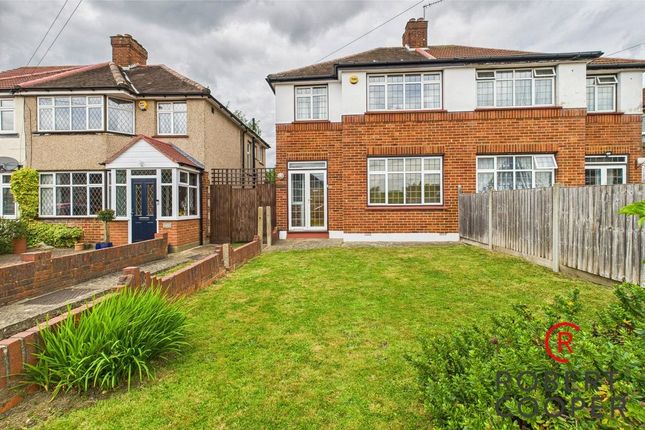 Woodlands Avenue, Eastcote, HA4 3 bed semi