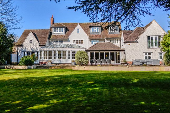 6 bedroom detached house for sale