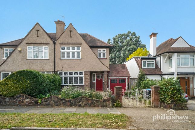 Lapstone Gardens, Harrow, HA3 3 bed semi