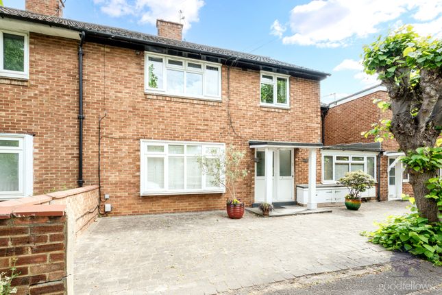 Delamere Road, London SW20 1 bed apartment for sale