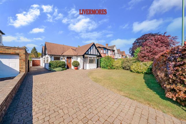 Shepherds Lane, Dartford 4 bed detached bungalow for sale
