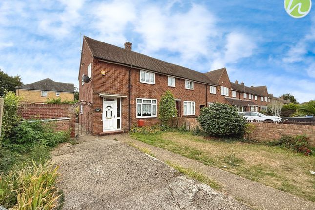 Araglen Avenue, South Ockendon, RM15 2 bed terraced house for sale
