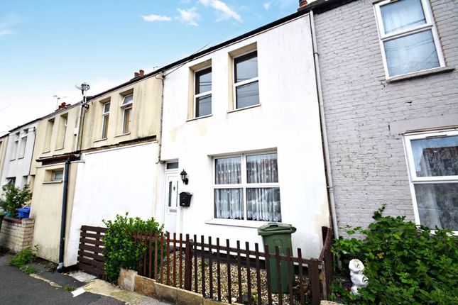 First Avenue, Queenborough 2 bed terraced house for sale