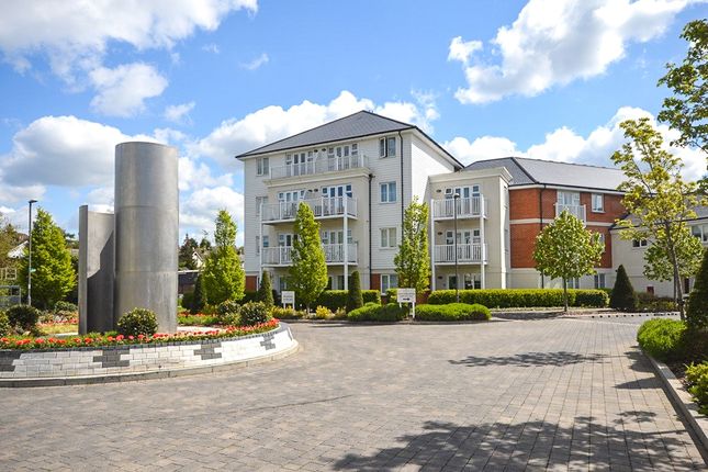 Chequers Avenue, Buckinghamshire HP11 2 bed apartment for sale
