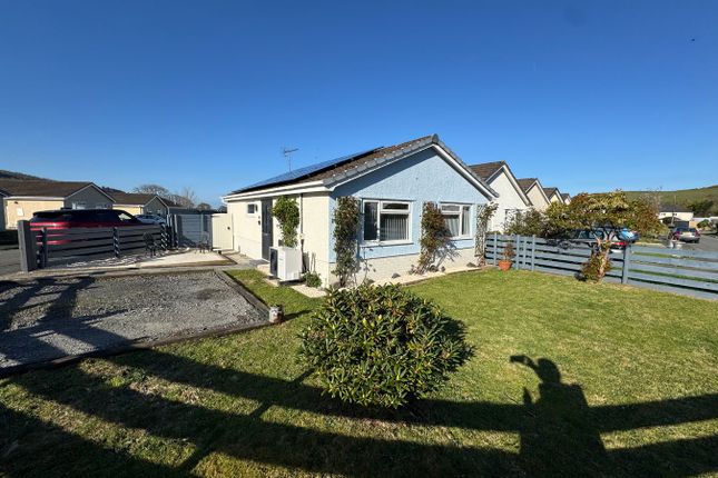 Pentre Isaf, Llanrhystud, SY23 2 bed detached bungalow for sale