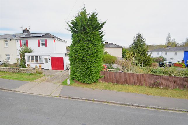 Semi detached 3 bedroom house with... 3 bed semi