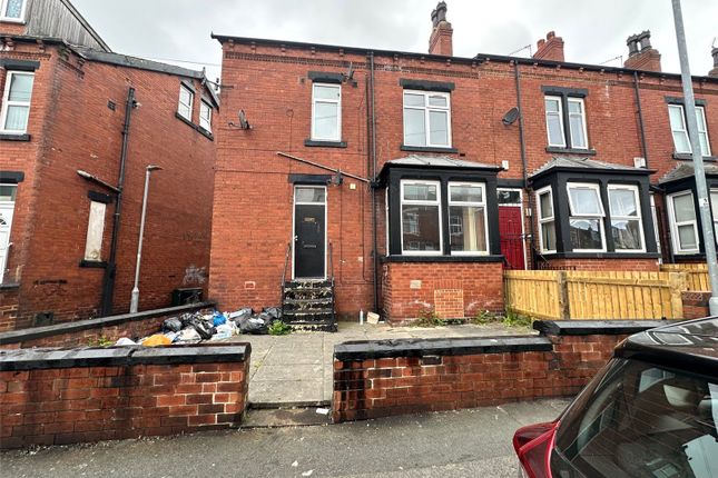 5 bedroom end of terrace house for sale