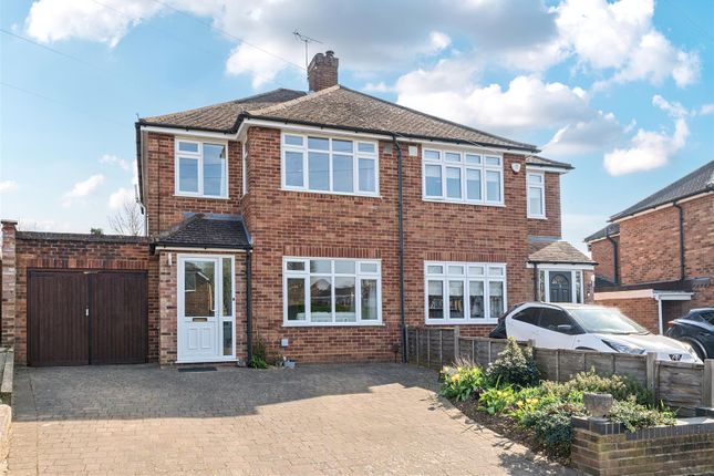 3 bedroom semi-detached house for sale