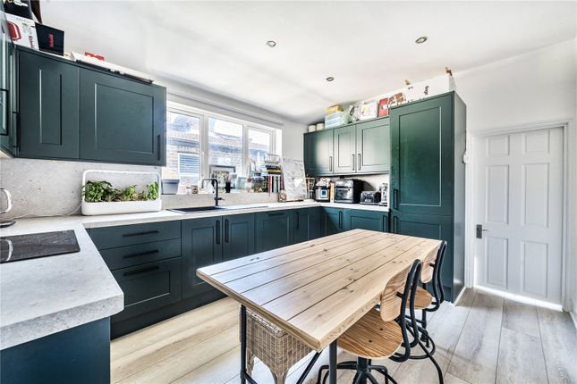 Francis Road, London 2 bed apartment for sale