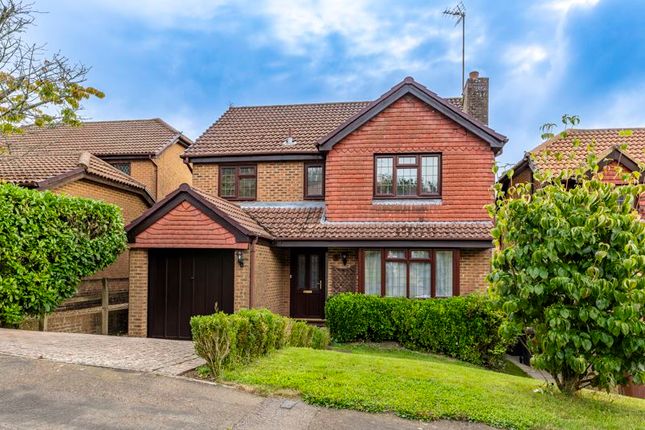 Hawthorne Close, Heathfield TN21 4 bed detached house for sale