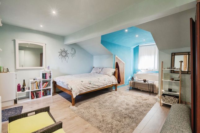 1 bedroom flat for sale