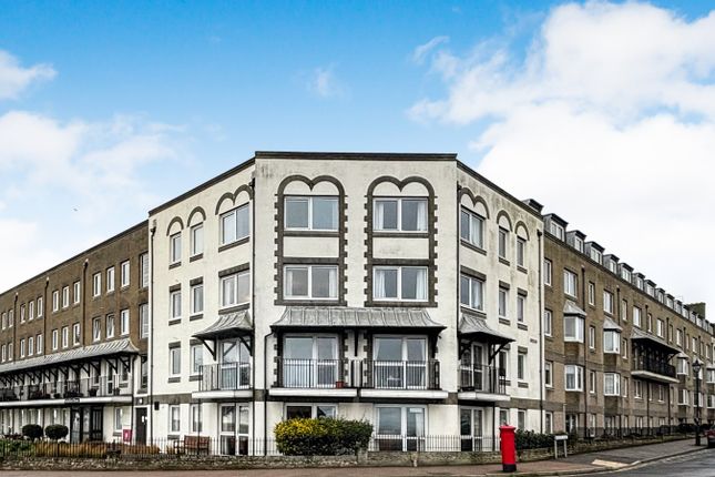 Wellington Crescent, Ramsgate, CT11 1 bed flat for sale