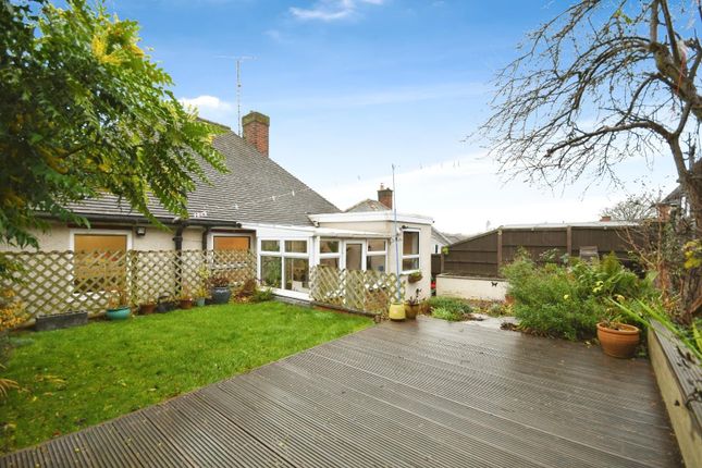 Holmebank West, Brockwell... 2 bed detached bungalow for sale