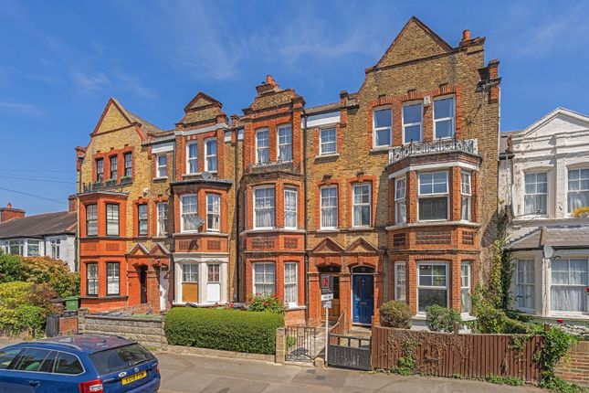 5 bed property