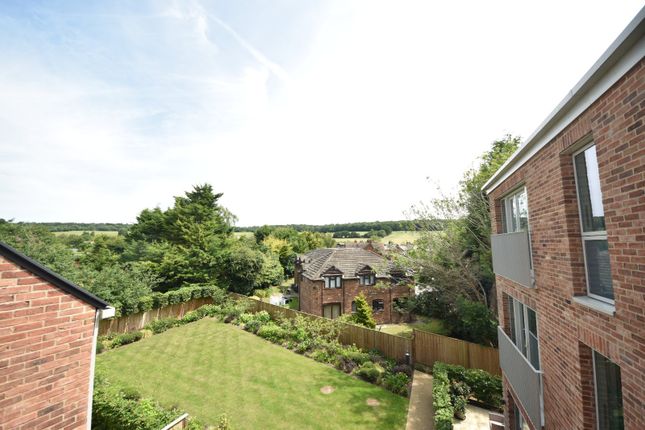 Wycombe Lane, Wooburn Green, High... 2 bed apartment for sale