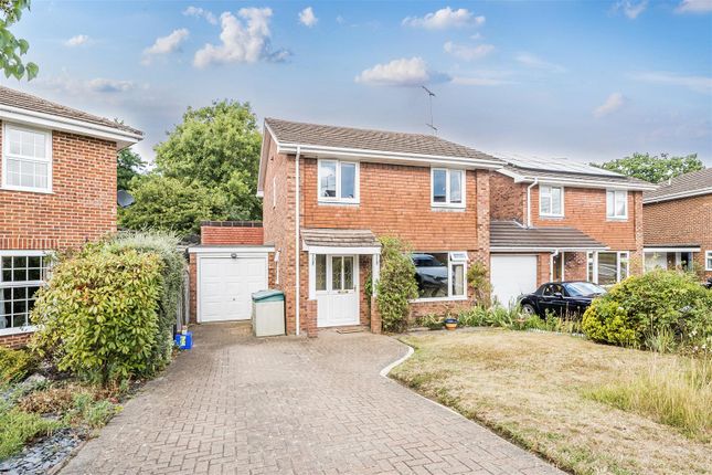 4 bedroom link detached house for sale