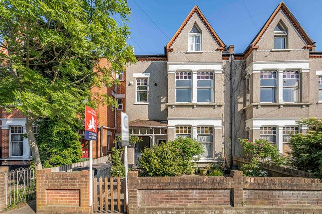 Gleneagle Road, London, SW16 2 bed apartment for sale