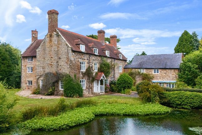 Chirk, LL14 7 bed country house for sale