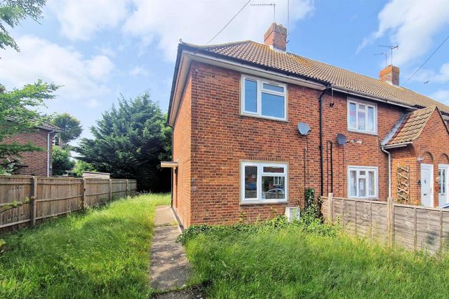 Lee Road, Aylesbury 2 bed end of terrace house for sale