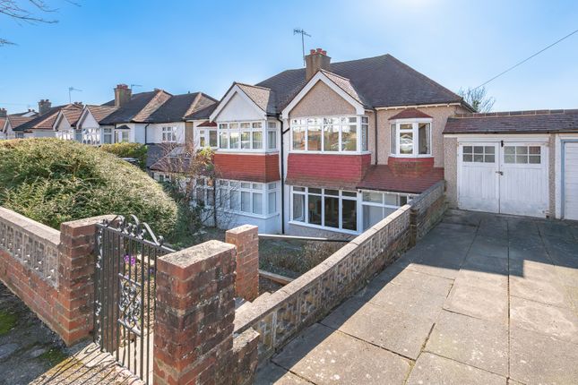 St. Andrews Road, Coulsdon CR5 3 bed semi
