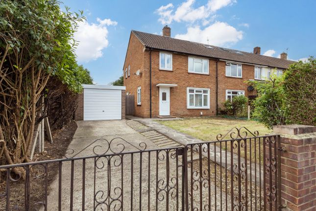 St Margarets Close, Iver Heath SL0 3 bed end of terrace house for sale