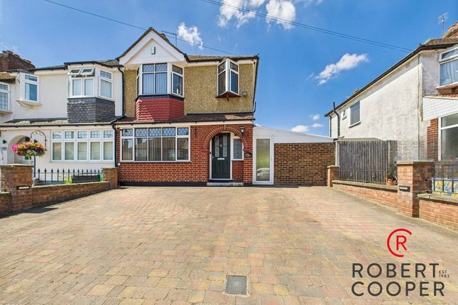 Royal Crescent, Ruislip, HA4 3 bed end of terrace house for sale