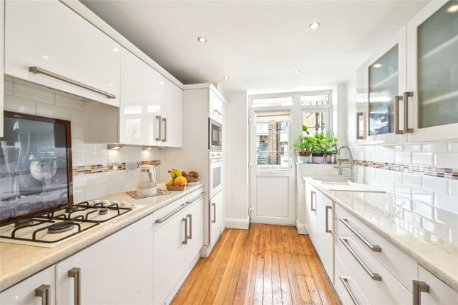 Hartington Road, London, W4 2 bed apartment for sale