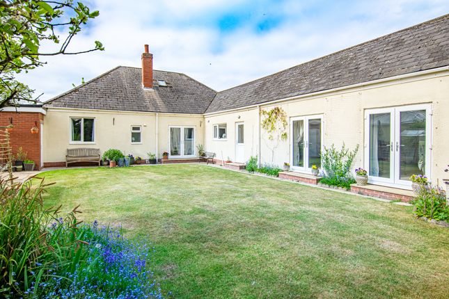 Selby YO8 4 bed bungalow for sale