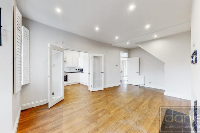 Melrose Avenue, Willesden Green 3 bed maisonette for sale