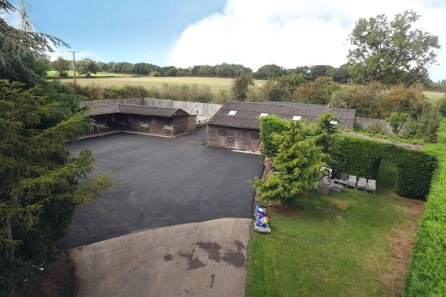 Northampton Road, Stoke Bruerne... 6 bed bungalow for sale