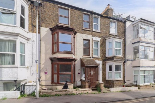 Grotto Hill, Margate, CT9 6 bed terraced house for sale
