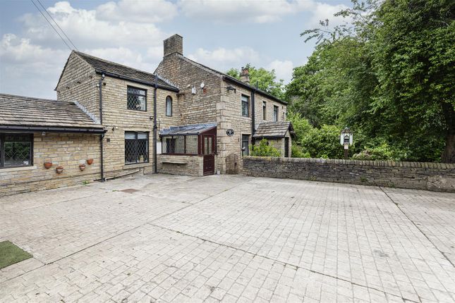 Shepherds Thorn Lane, Huddersfield HD2 4 bed detached house for sale