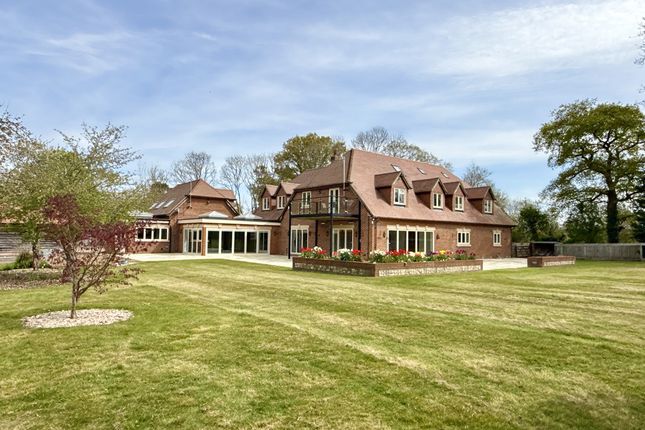 9 bedroom country house for sale