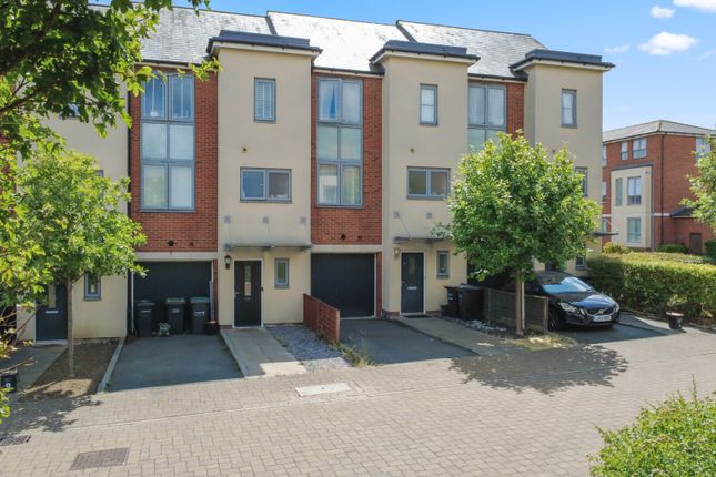 Wellesley Corner, Northfleet... 4 bed townhouse for sale