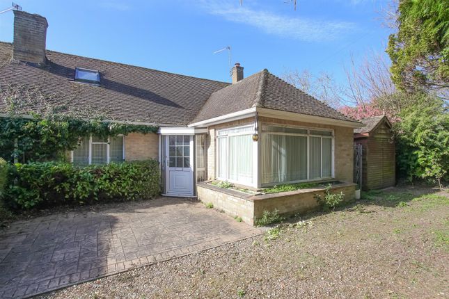 2 bedroom semi-detached bungalow for sale