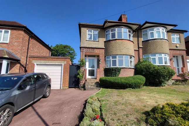 Bevan Road, Cockfosters, EN4 3 bed semi