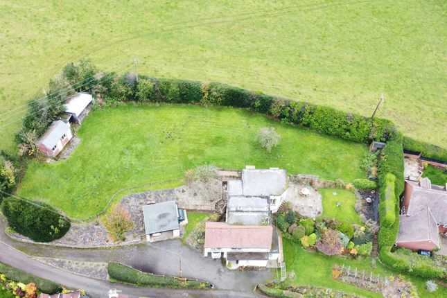 5 bedroom cottage for sale