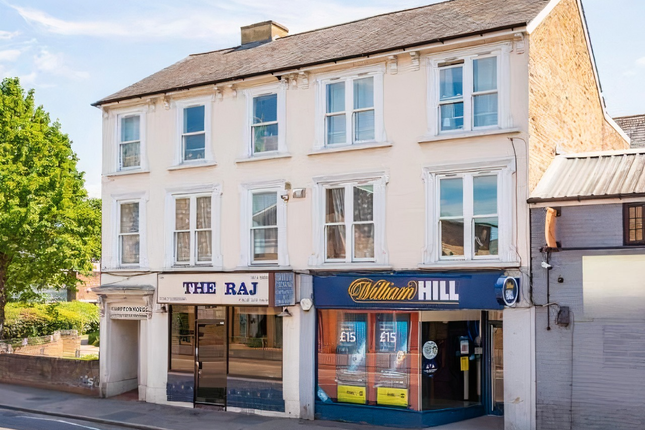 Ware Road, Hertford SG13 2 bed apartment for sale