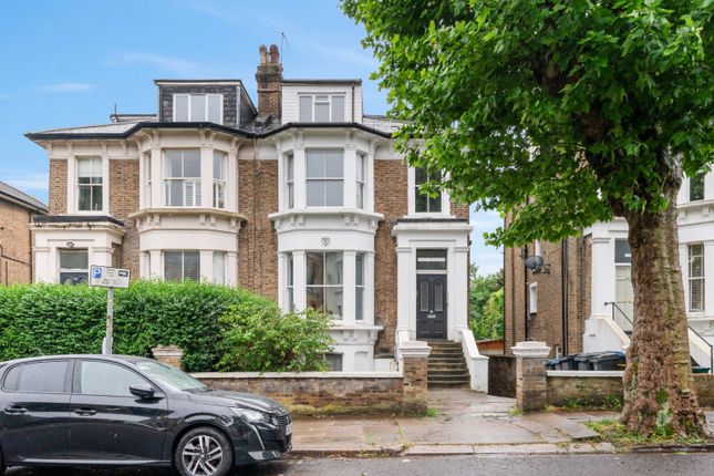 Cavendish Road, Brondesbury, London NW6 2 bed apartment for sale