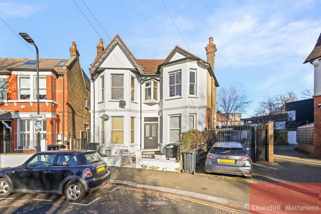 Grafton Road, London 1 bed flat for sale